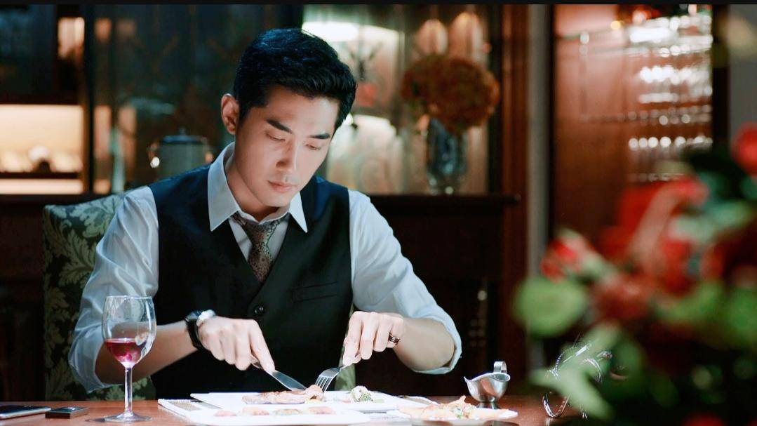 《完美关系》里的小配角,《安家》里面跑龙套,陈牧扬还演过哪些