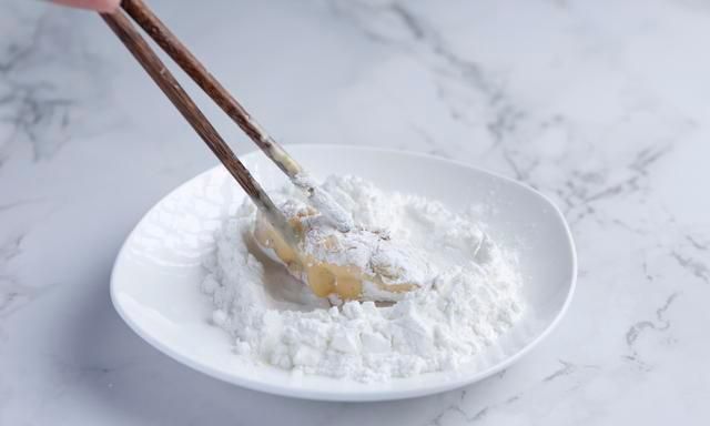 教你网红炸鸡的做法,不出门也能吃上美味炸鸡,太过瘾了! 【博狗扑克】教你网红炸鸡的做法,不出门也能吃上美味炸鸡,太过瘾了!