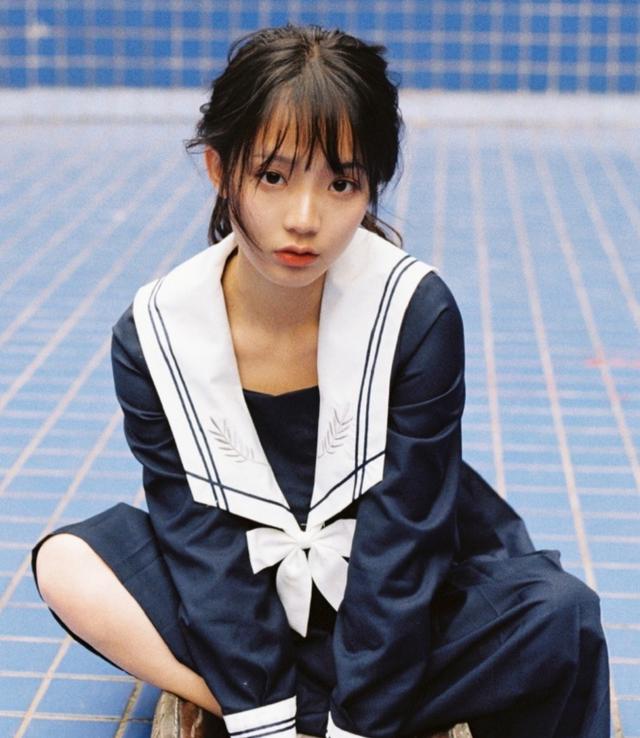 天然无公害的女孩谁不喜欢日系衬衫清纯可爱难怪男孩子都喜欢