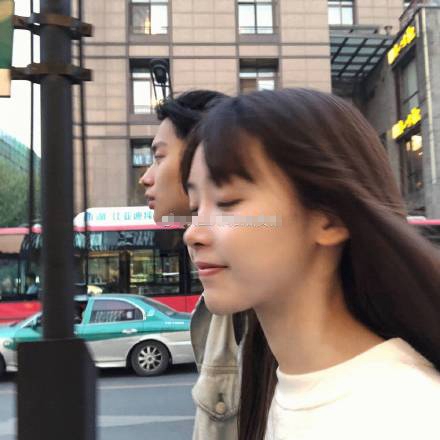 半藏森林上热搜两天后前男友车祸身亡半藏刘阳合体出游漠不关心