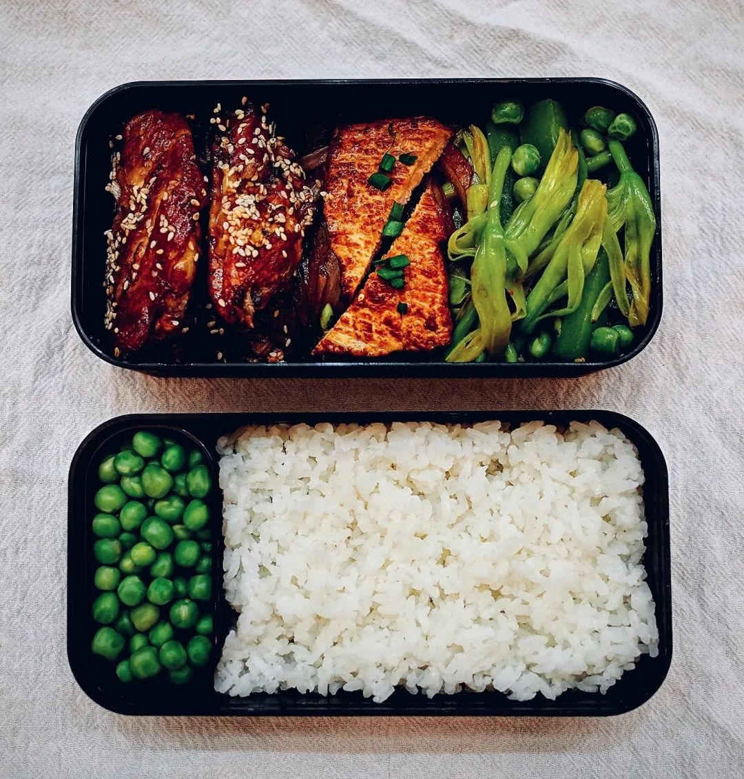 复工进行时,20道便当菜品最快3分钟装盒