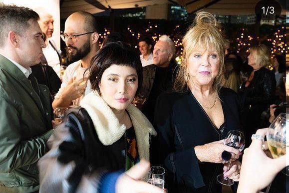 有钱就是壕？赌王最叛逆千金直播国外购物