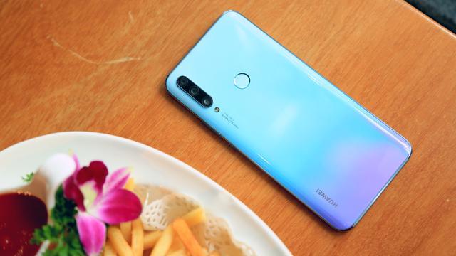 元气满满开启工作新篇章华为畅享10plus最懂年轻的你