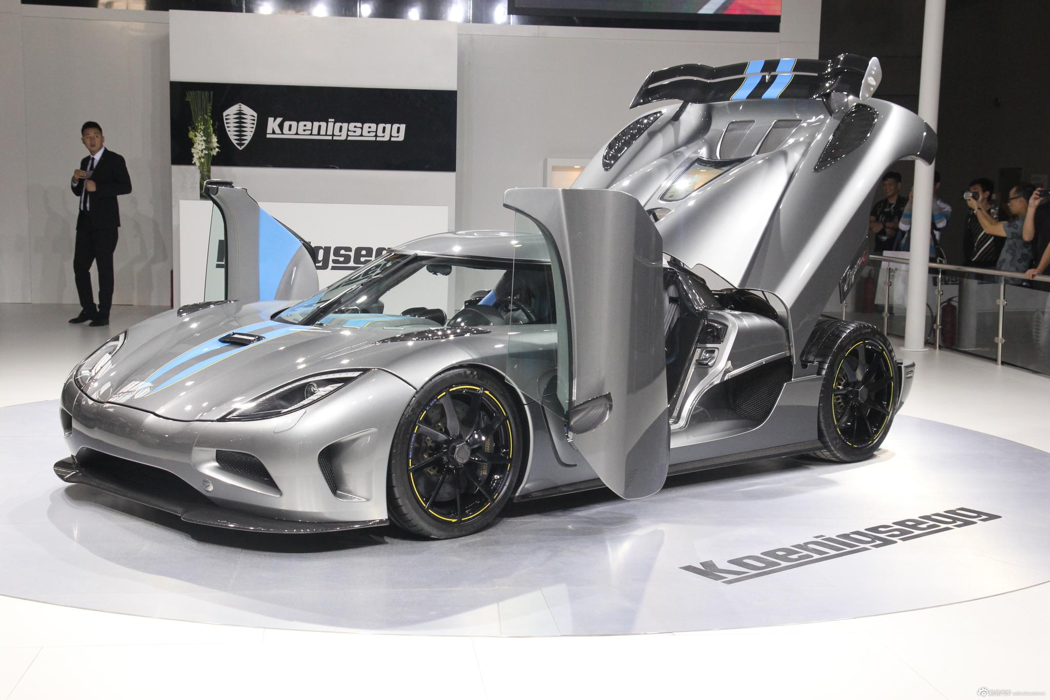 极速体验的幽灵跑车科尼塞克