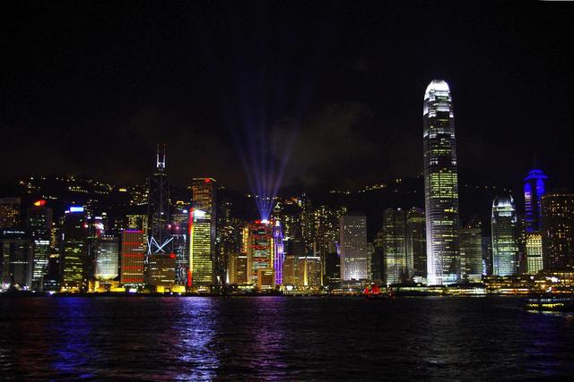 香港深圳gdp_国内未来最吃香的城市,与香港隔河相连,GDP超广州、重庆