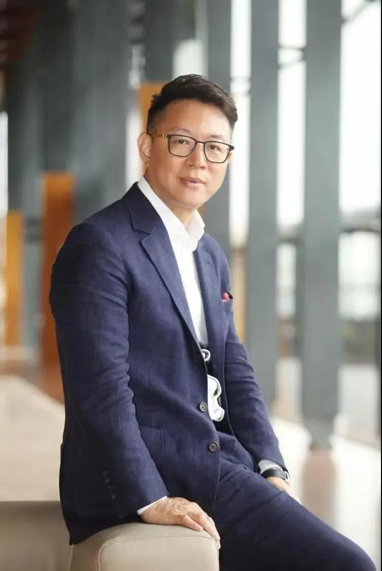 李建平 教授现任北京大学第一医院心血管内科主任,心血管病研究所所长