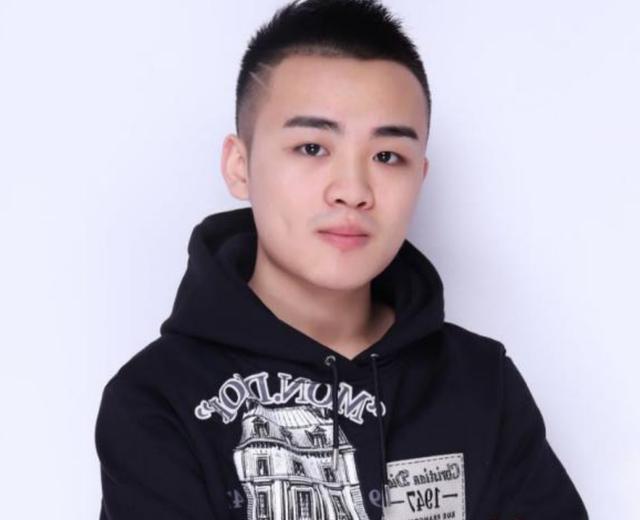 快手新晋人气主播牧童月涨粉千万数据榜稳居第一