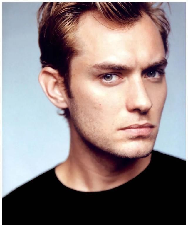 年轻时的裘德洛确实美若天仙,盛世美颜!