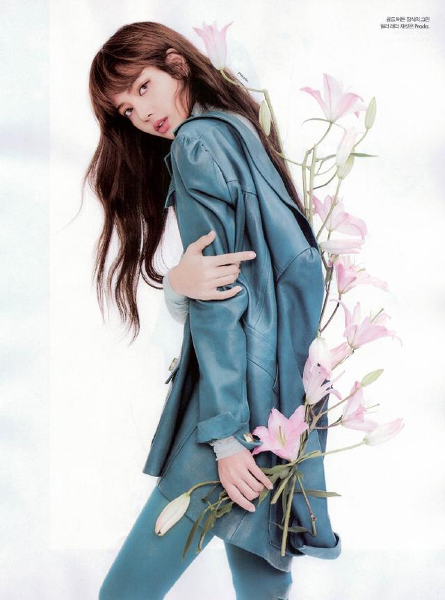 lisa登韩国elle二月刊封面变身花仙子又仙又甜模样第一次见