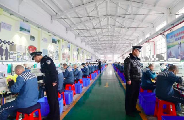 监狱里的犯人一般都吃什么,伙食怎么样,会很差吗?