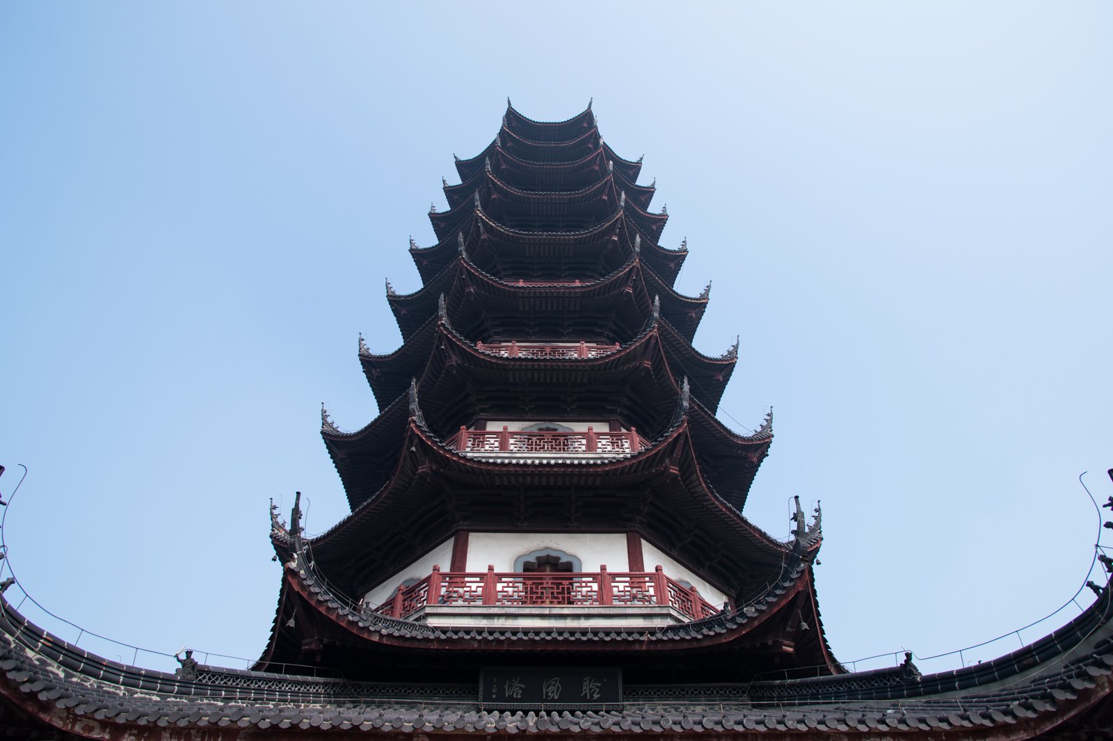 江苏也有一座香山,张家港的第一高山,西施,康熙都曾到此游历