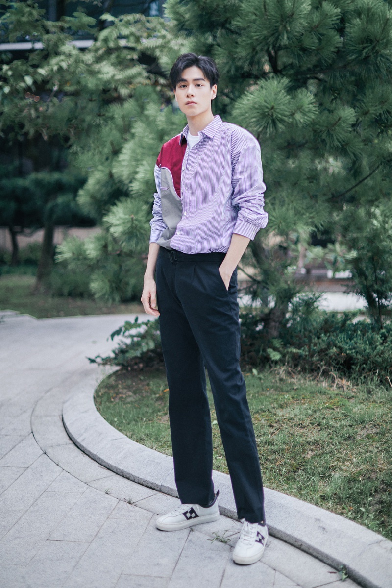 胡一天清新文艺写真干净帅气