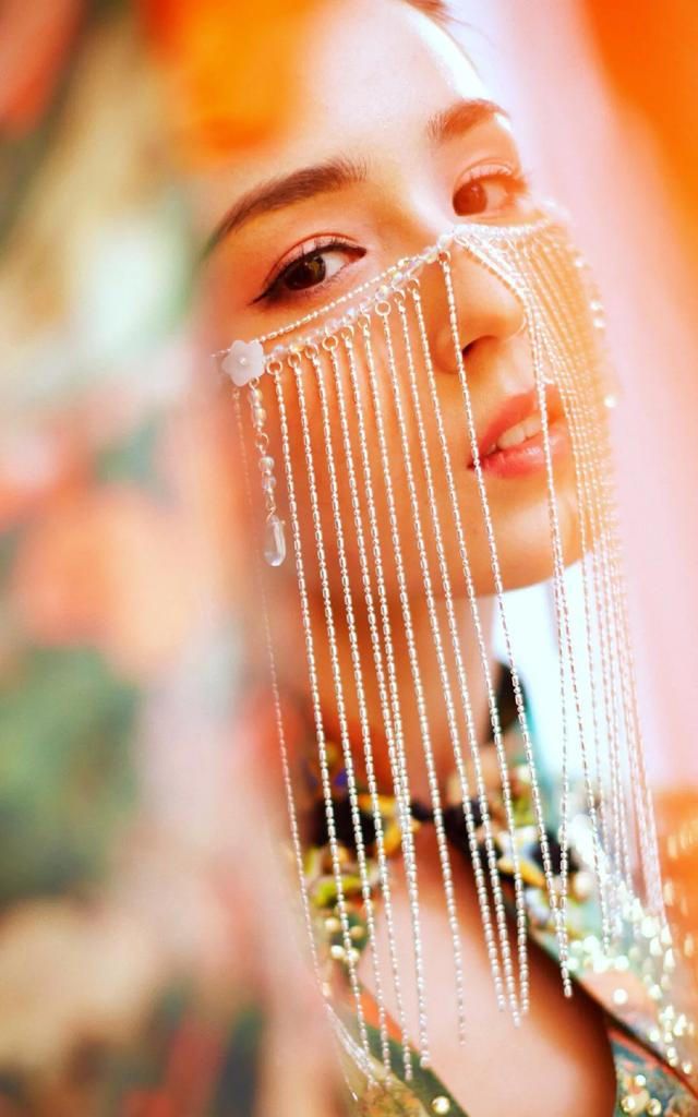 西域美女哈尼克孜:敦煌壁画中走出来的仙女