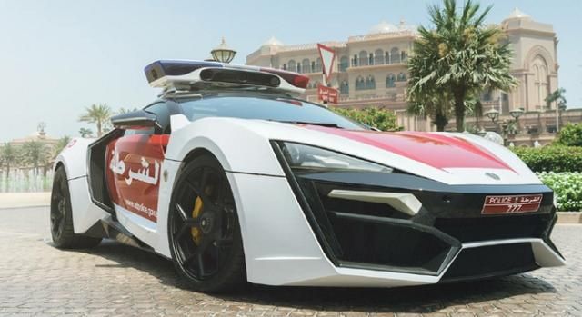 土豪花7千万买辆莱肯,直接捐警局当警车