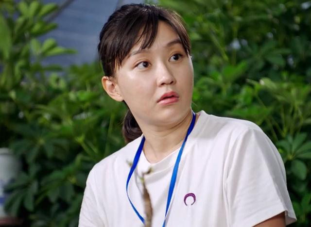 衣服气质全变,啥时轮到宋晓峰媳妇|蒋依杉|好好吃饭|宋晓峰_新浪新闻