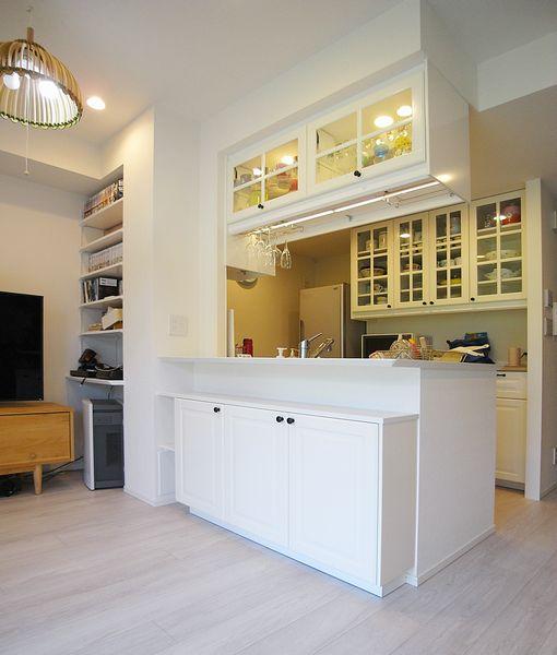 灶台不靠墙,打一排1米2的吊柜用起来真顺手,厨房台面干净整洁了