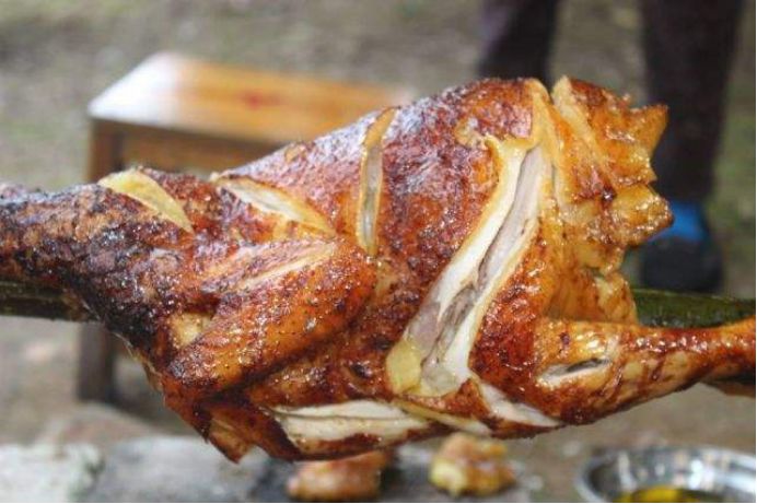 原来烤"铁桶鸡"这么简单,记住几个技巧,出锅馋得流口水,真香