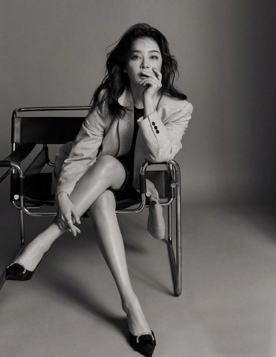 曾经被骂"滚出娱乐圈",暴瘦后逆袭,西装配短裤:造型a爆了