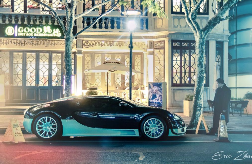 蒋鑫的布加迪,全球1台,仅开500公里,车上印儿子脚印