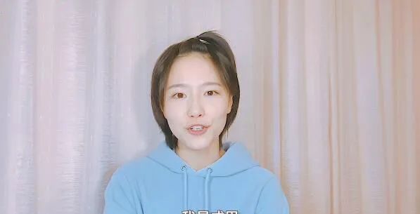 《爱5》人设太完美,成果斗鱼首秀落差感太大,她并不是诸葛大力