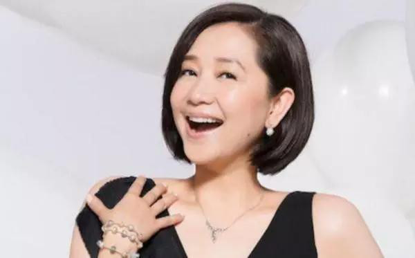 她曾是台湾玉女掌门,为生子7次怀孕4次流产,三个女儿出众却遗憾|傅娟
