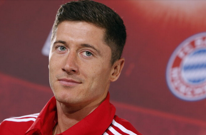 令梅罗汗颜,世界级铁人伤退,一神迹世界第一|莱万|莱万多夫斯基|梅罗