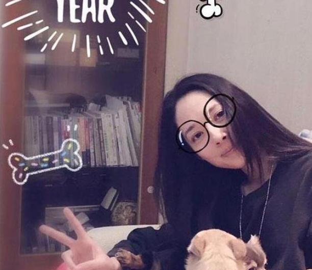 带你参观郭碧婷的家,卧室外面种满了桃花林,向佐看来是真的宠她休闲区蓝鸢梦想 - Www.slyday.coM 带你参观郭碧婷的家,卧室外面种满了桃花林,向佐看来是真的宠她休闲区蓝鸢梦想 - Www.slyday.coM