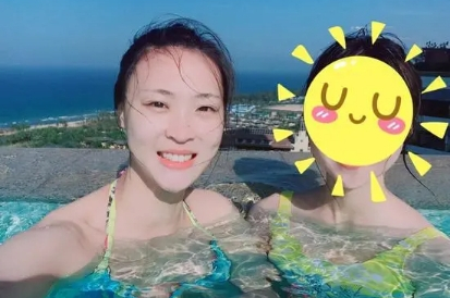 惠若琪泳装,事业线瞩目,皮肤白嫩,犹如出水芙蓉惊艳众人!