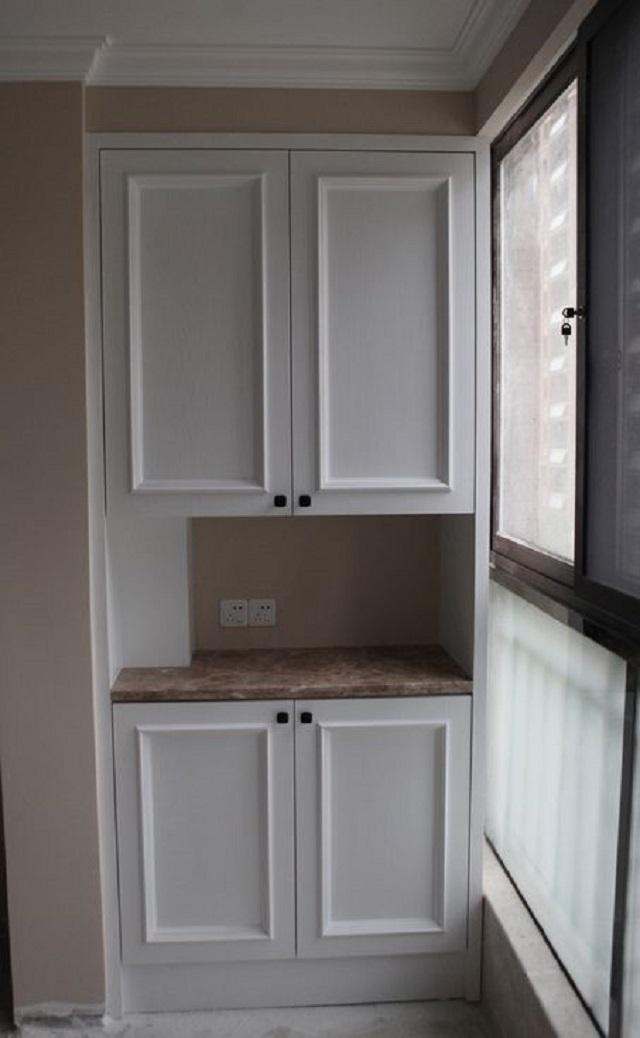 原来阳台上装一面柜子这么好,朋友们都照着我家做