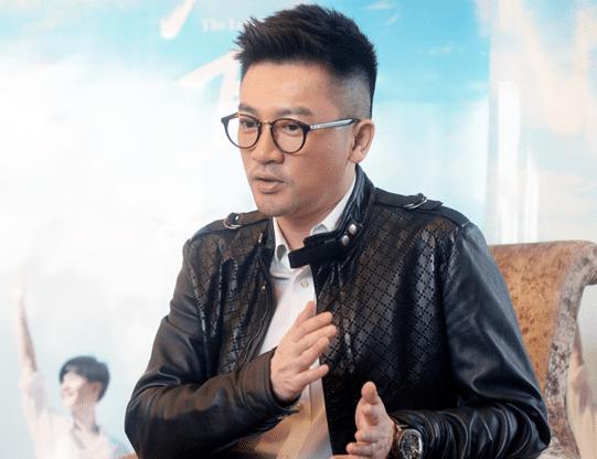 赵薇向苏有朋炫耀女儿苏有朋的回复够你们笑三天