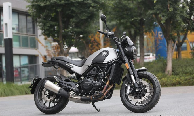 复古摩友的最爱,500cc大排量,低扭强劲,能野能怀旧