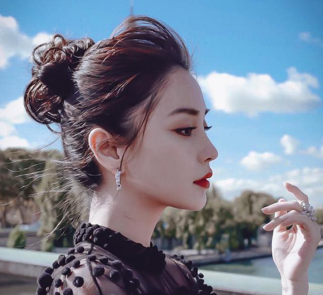 鞠婧祎的侧脸,baby的侧脸,郑爽的侧脸,看到迪丽热巴后!