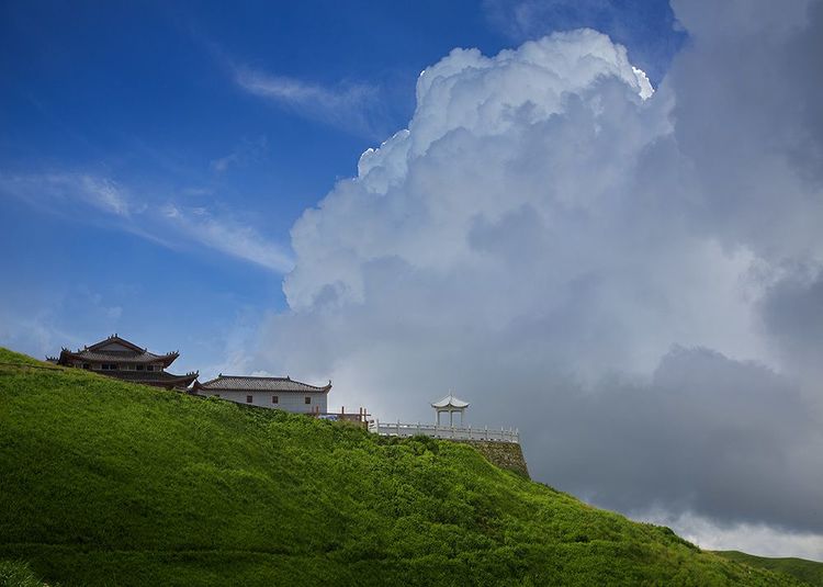 人間仙境雲端的武功山