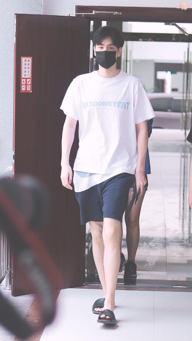 "以前很胖,现在很帅"胡一天尤长靖胖的可爱,彭于晏李现最励志