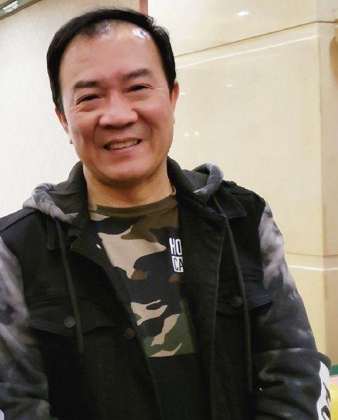 郭德纲暗讽戴志诚抛弃11年结发妻子娶师叔侯耀文老婆