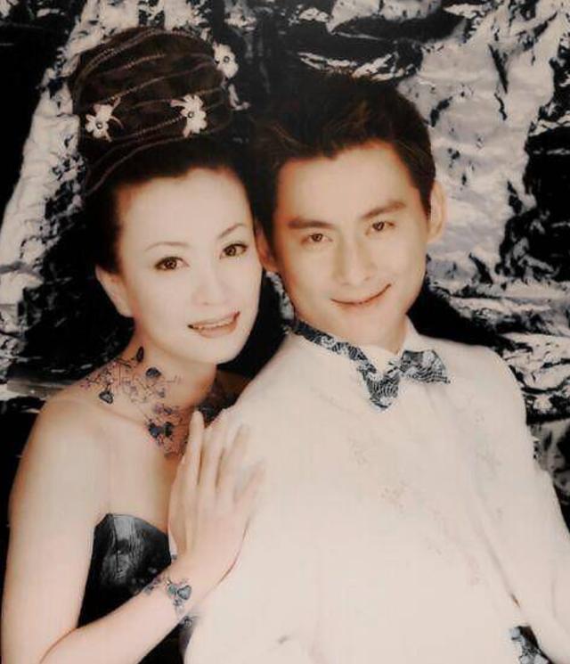 据悉,景天瞳如今在北京读书,成绩还不错.