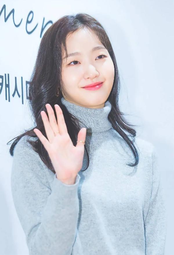 什么是韩国人长相金高银崔雪莉裴秀智很典型