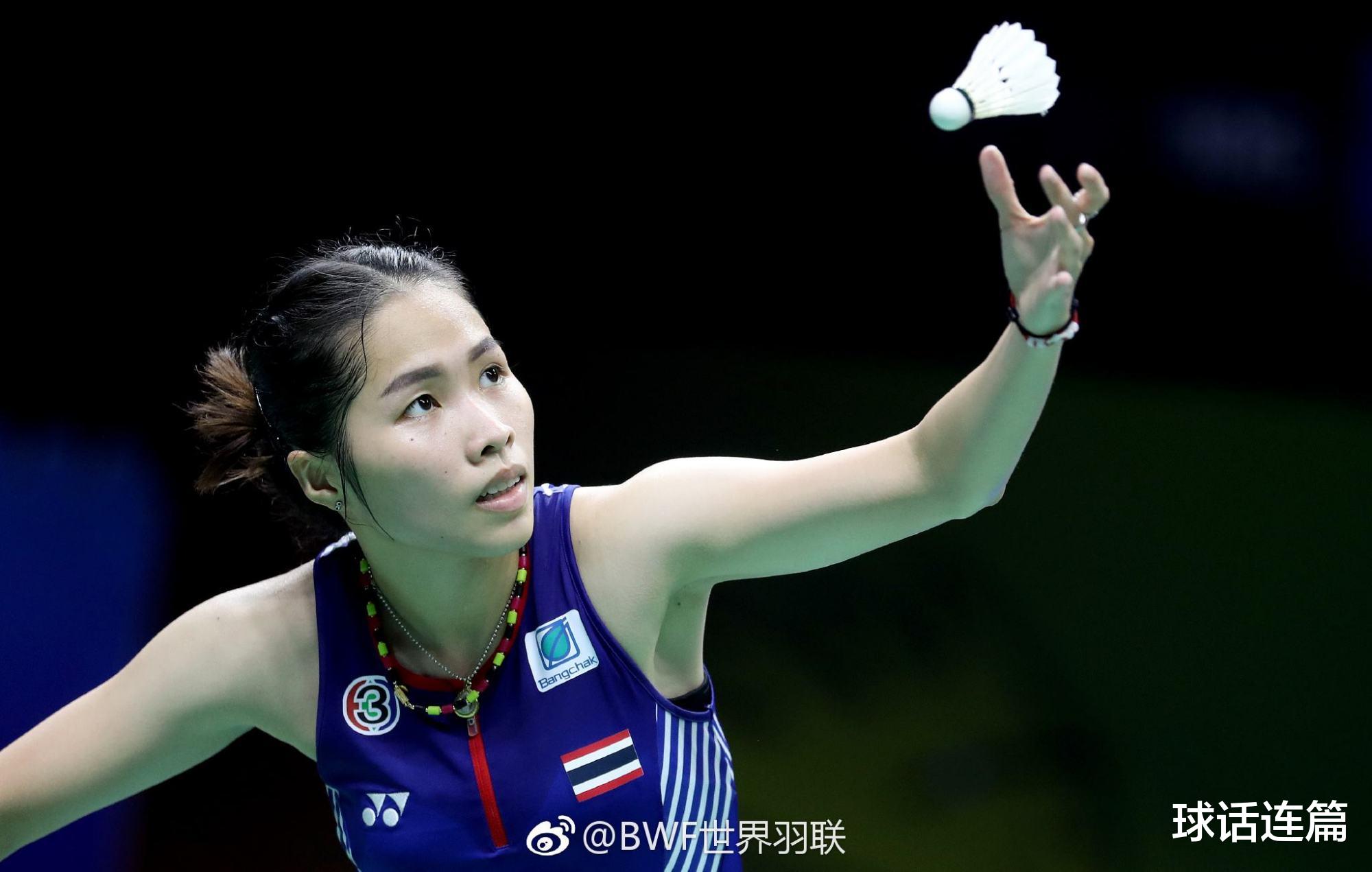 25岁羽球世界冠军穿泳装露性感身材,大长腿格外吸睛