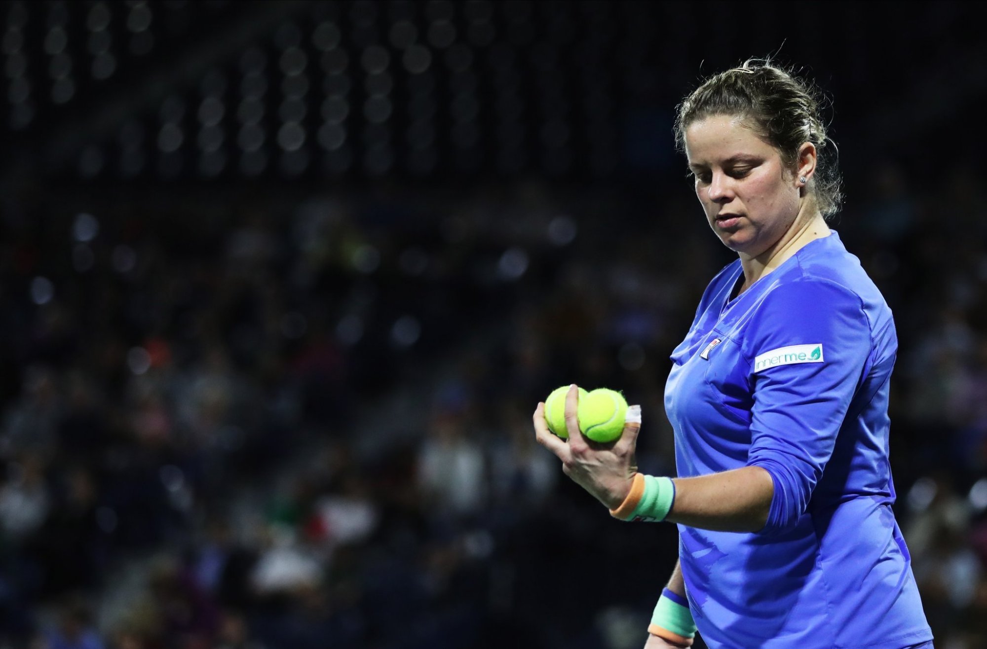 克里斯特尔斯又被扫了晚节不保了球迷和小威组团打拳击吧