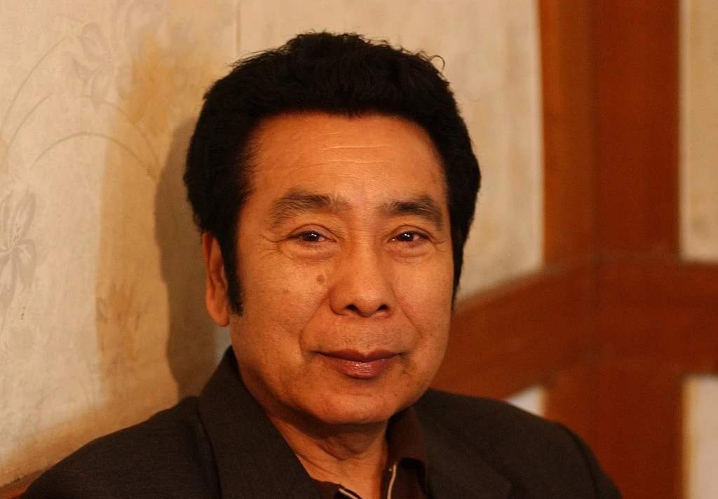 新疆歌王克里木:《达坂城的姑娘》收获爱情,用汉语唱维吾尔族歌