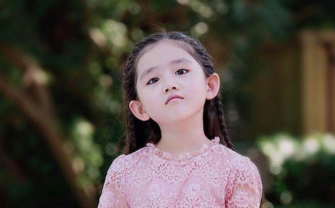 3年过去,10岁的她变化很大,判若两人