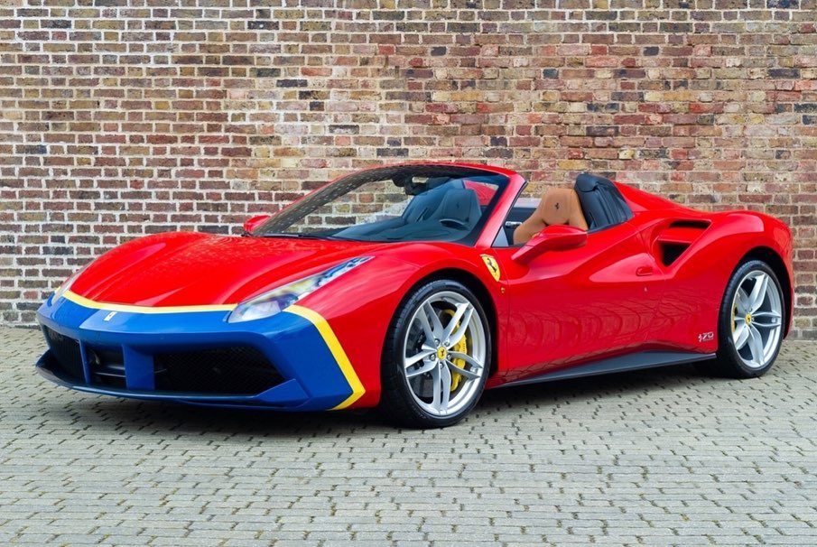 法拉利488敞篷版实车运动的设计