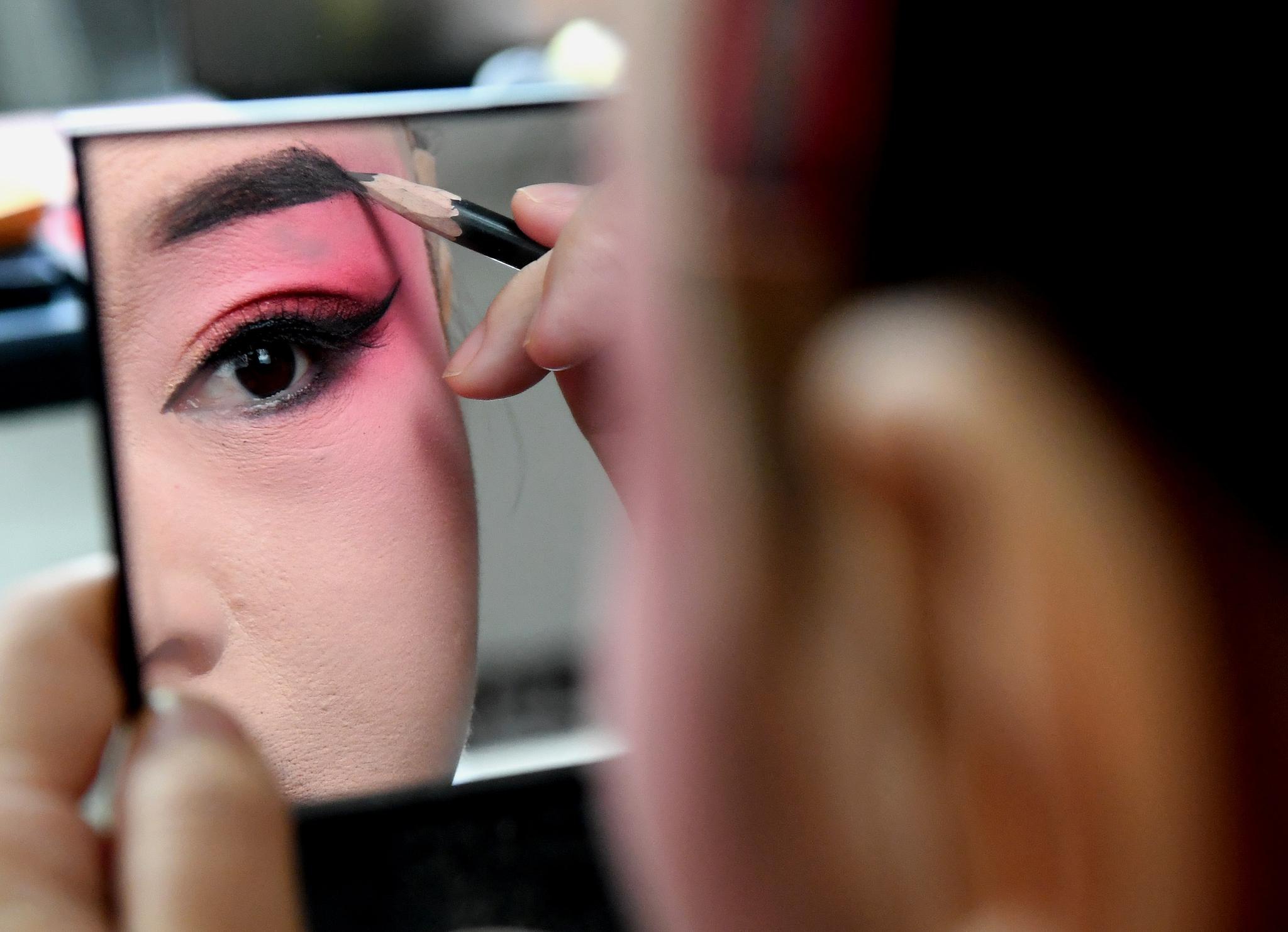 李金玲和她的豫剧"云表演"