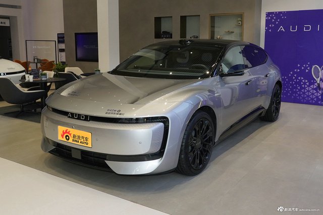 2026款奥迪E5 Sportback 钦定性能<em>quattro</em>型