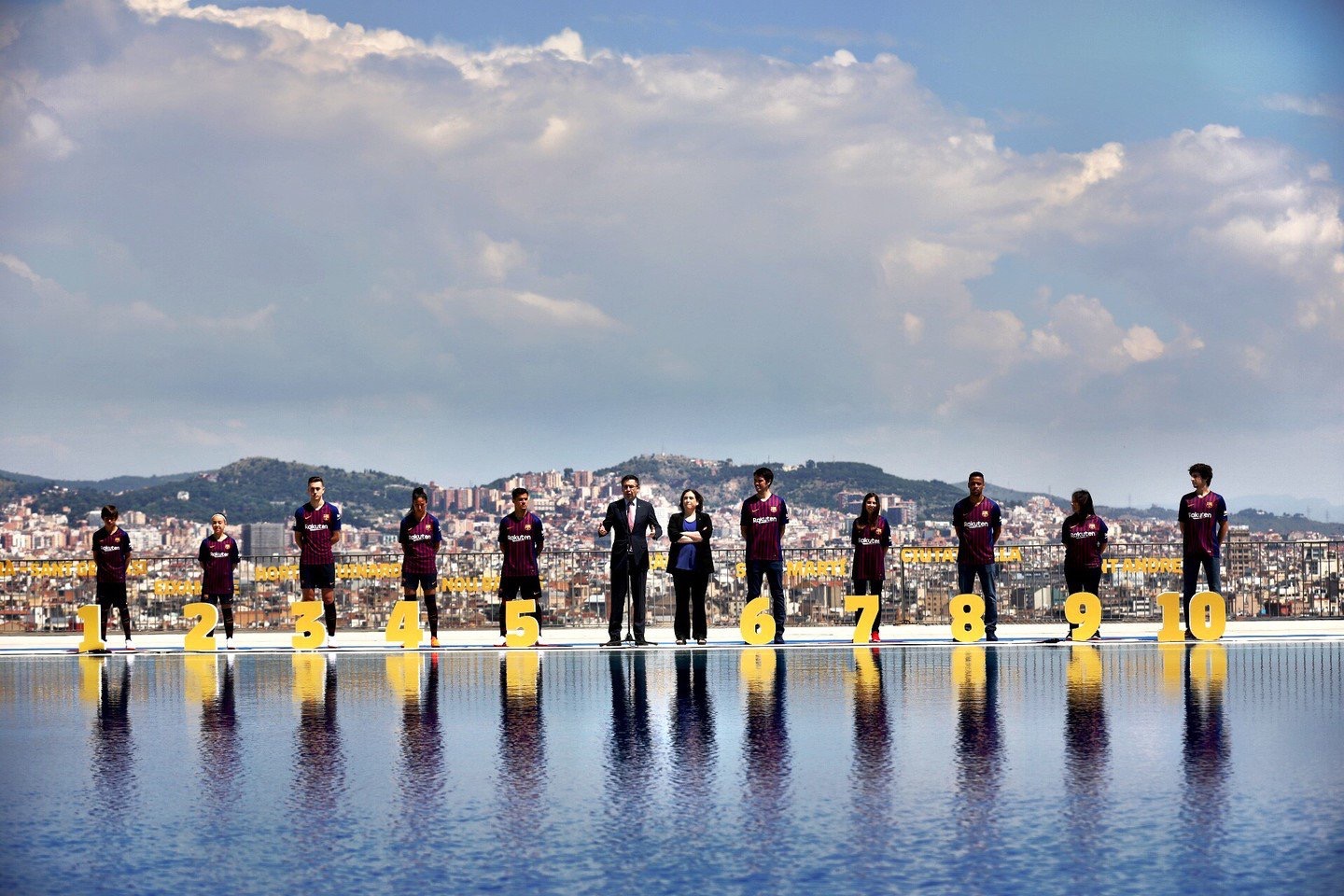 巴萨2018-2019赛季主场球衣发布现场