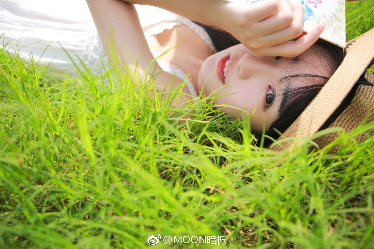 好天气与你.出镜:@小陆离_ @moon暗栀