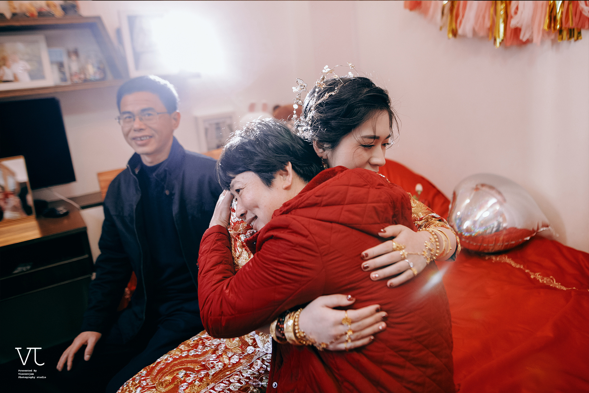 看看婚礼上动情落泪的母亲,你就会明白