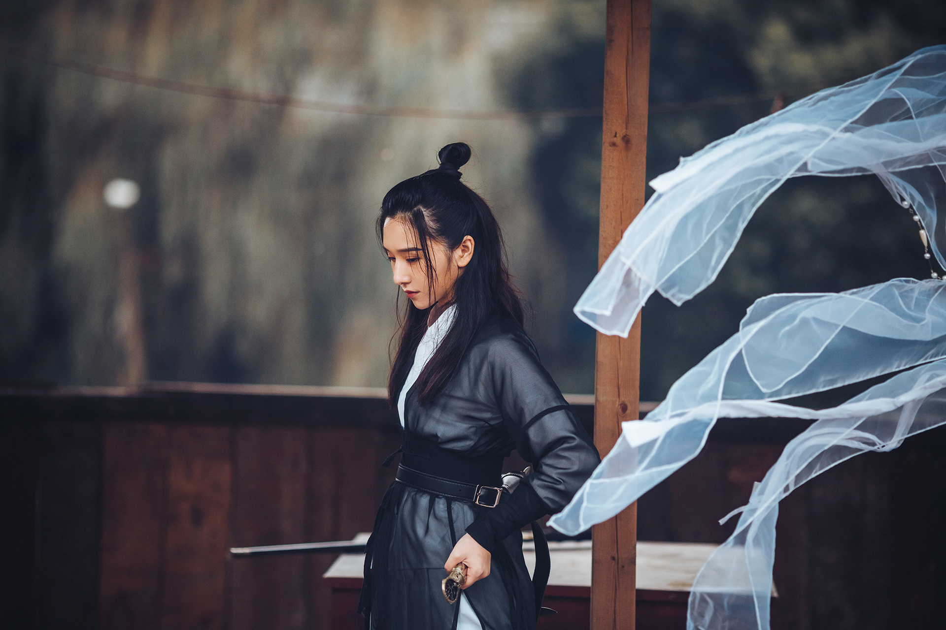 《醉江湖》衣锦夜行 当一生尘埃落定醉酒当歌 那落款沾染血迹麻豆