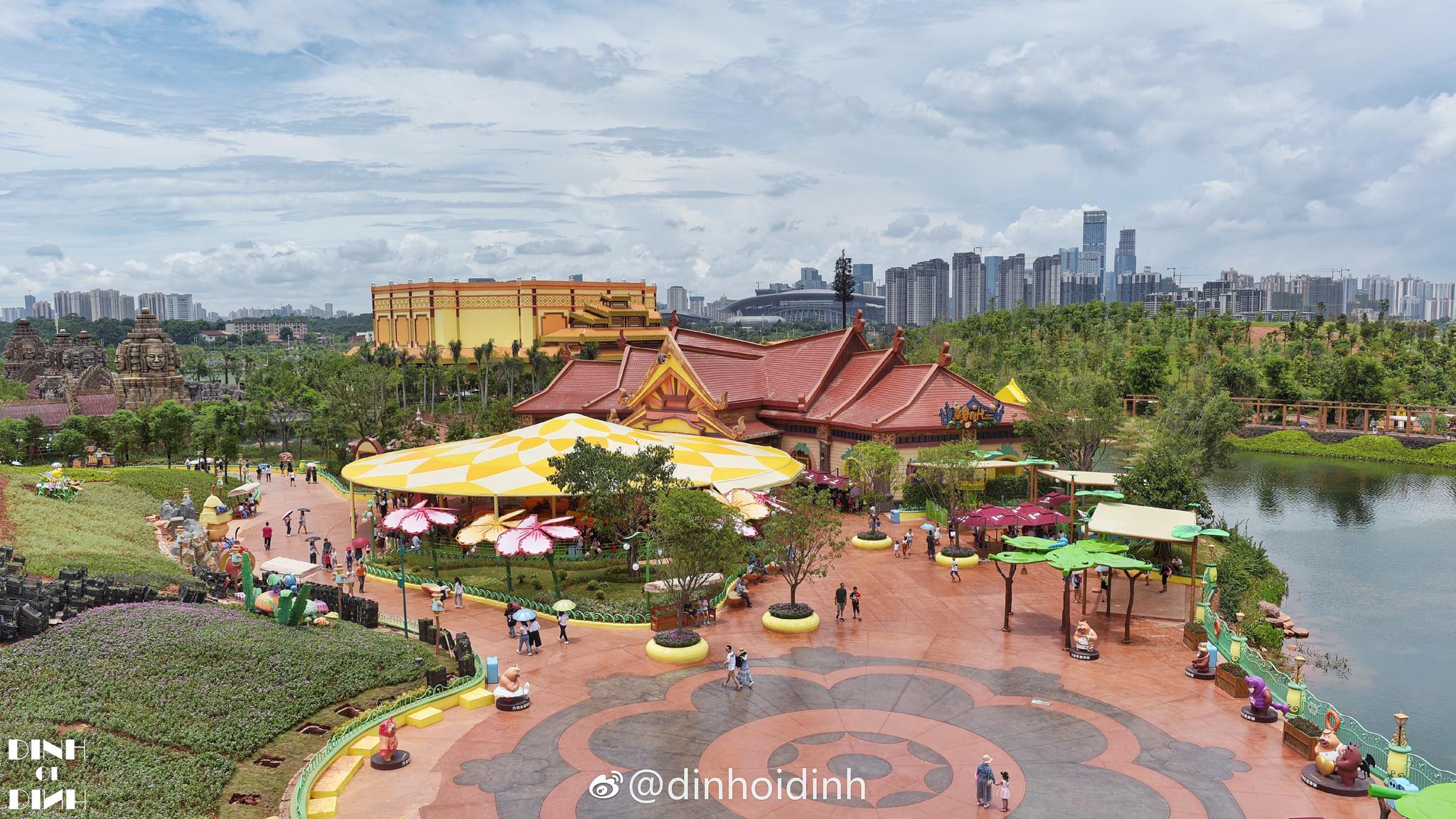 方特东盟神画位于南宁市青秀区环路66号,倚青秀山