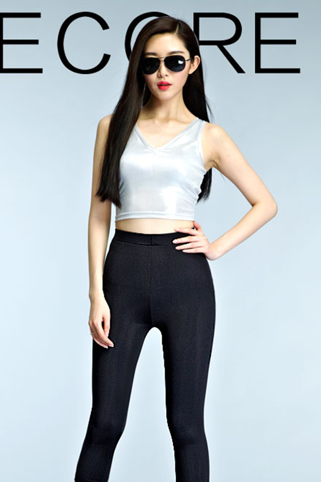 打底裤美女,图1像御姐,图2像老师,图3像辣妈,图4最有明星气质